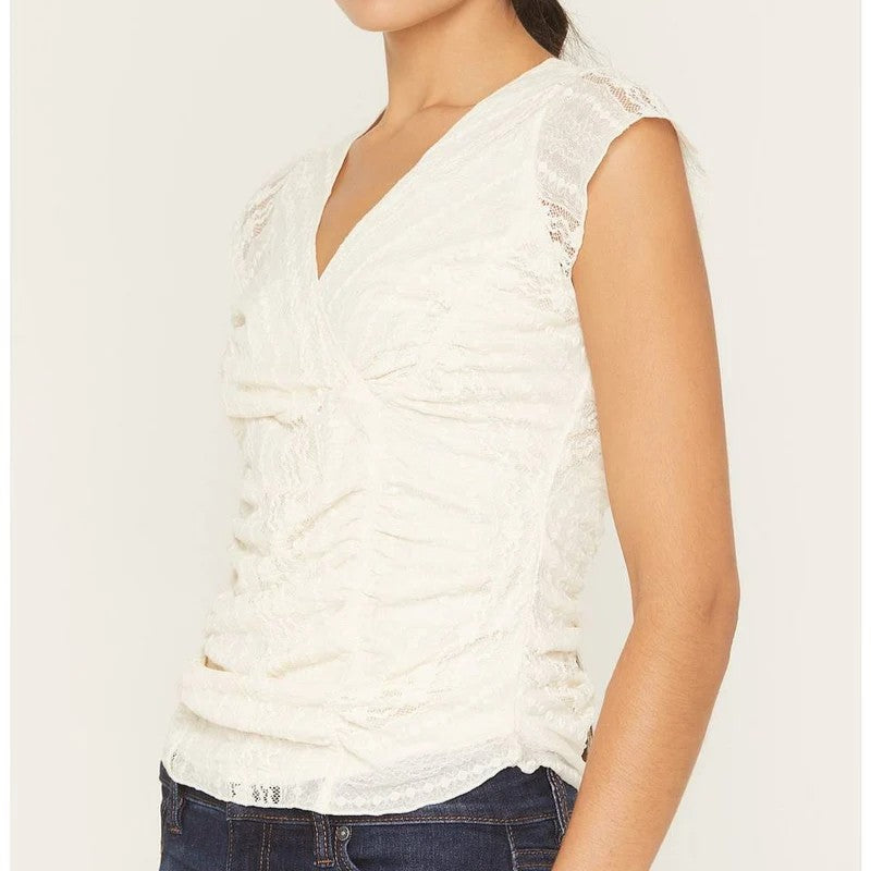 V-neck lace short-sleeve top